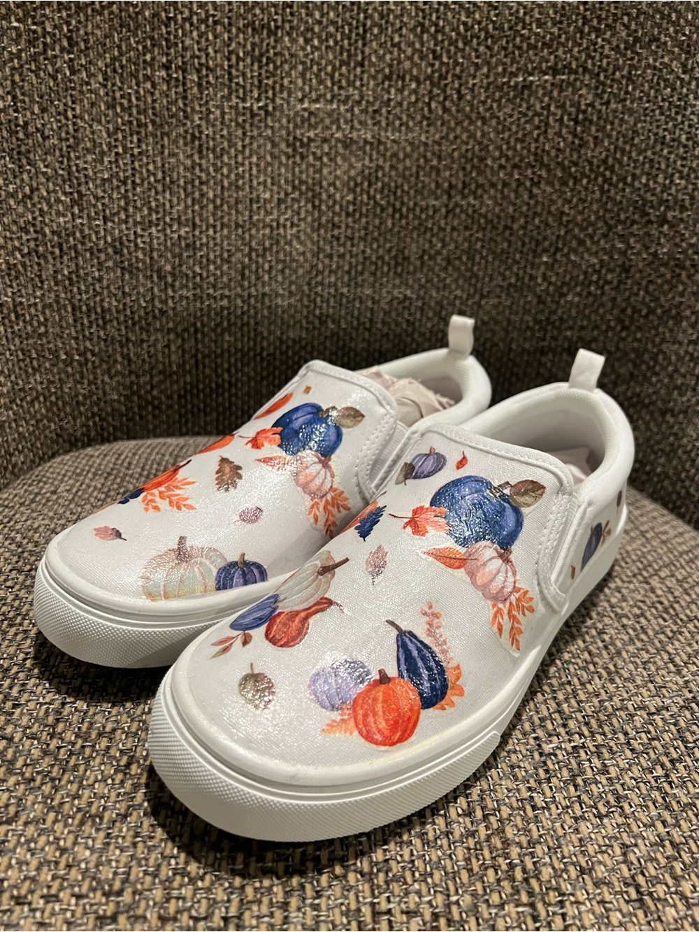 White Slip-On Shoes with Colorful Pumpkin Print